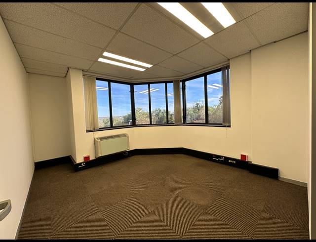 264M² OFFICE TO LET IN SANDTON CENTRAL